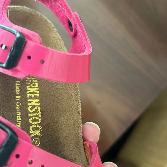 Birkenstock Patent Leather Hot Pint Ankle Strap Sandals - Picture 8 of 8